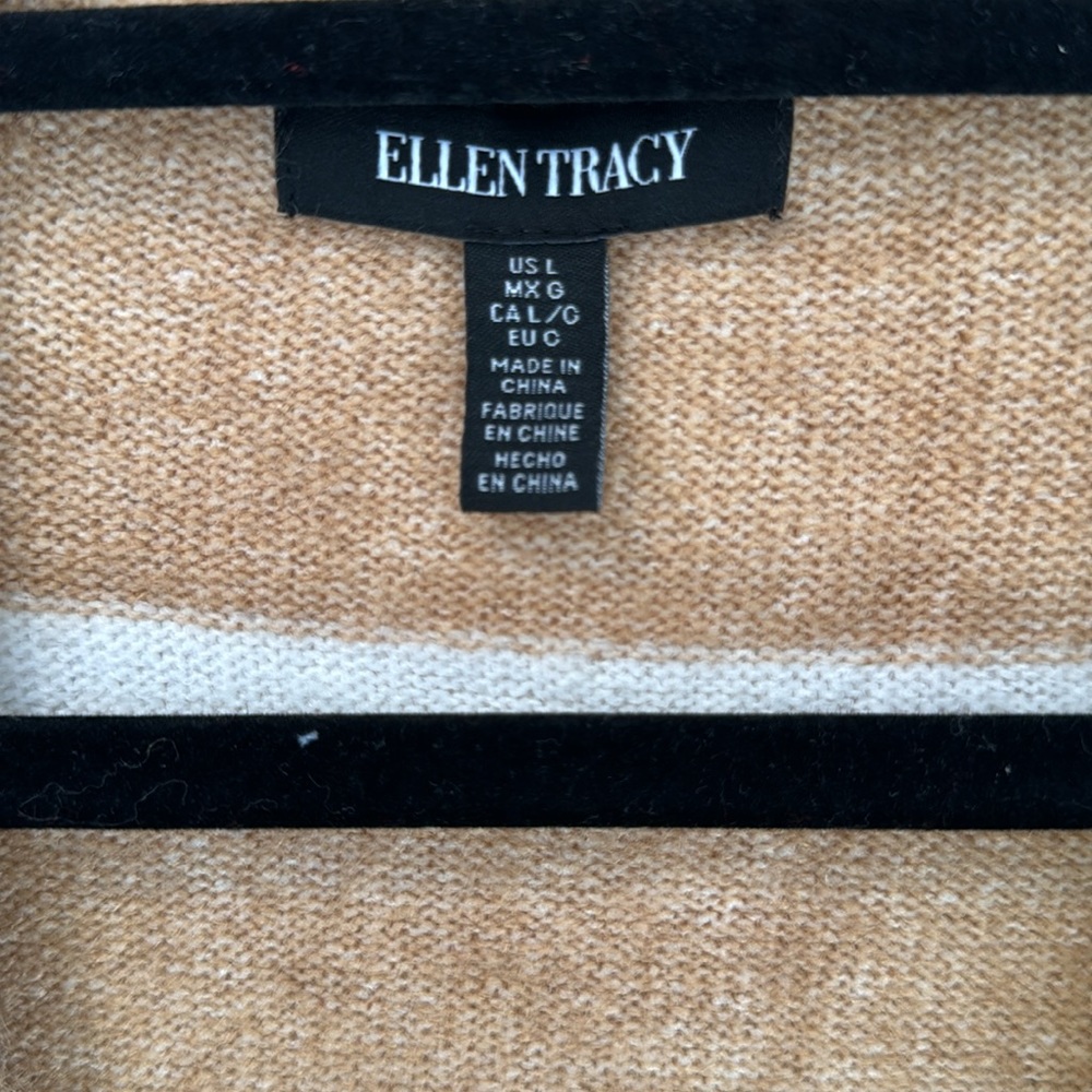 Ellen Tracy Patch Pocket Long Cardigan. Size Large - Picture 6 of 12